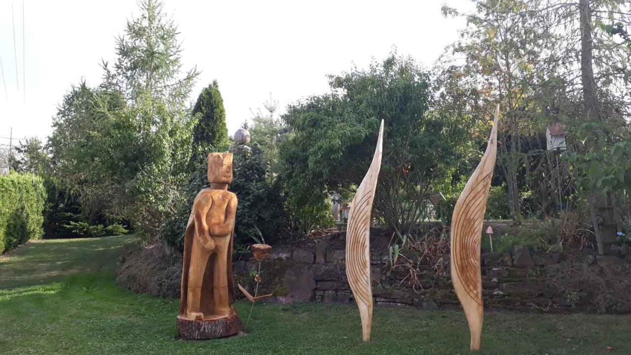 Gaestezimmer In Traumhafter Lage Neben Der Kurstadt Oberthulba Exterior foto