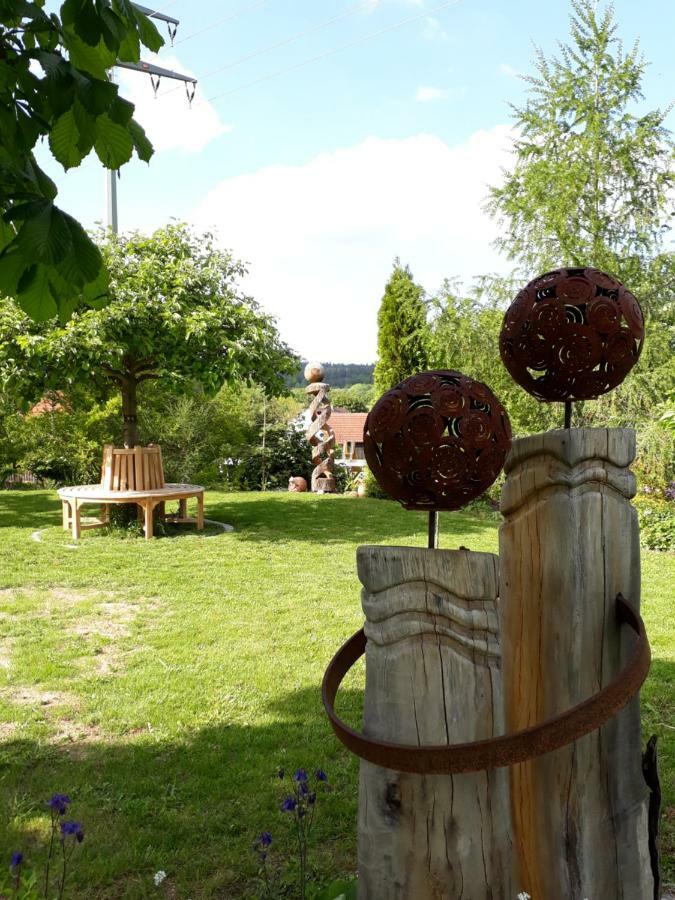 Gaestezimmer In Traumhafter Lage Neben Der Kurstadt Oberthulba Exterior foto